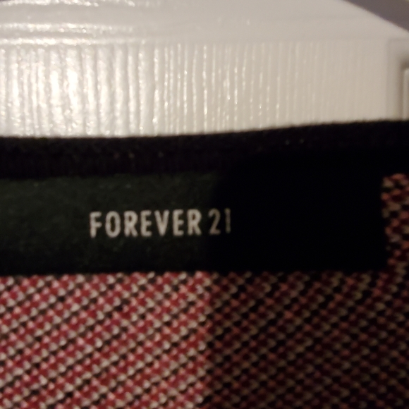 Beautiful ponch - Picture 3 of 4